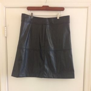 NWOT Alfani black faux leather skirt